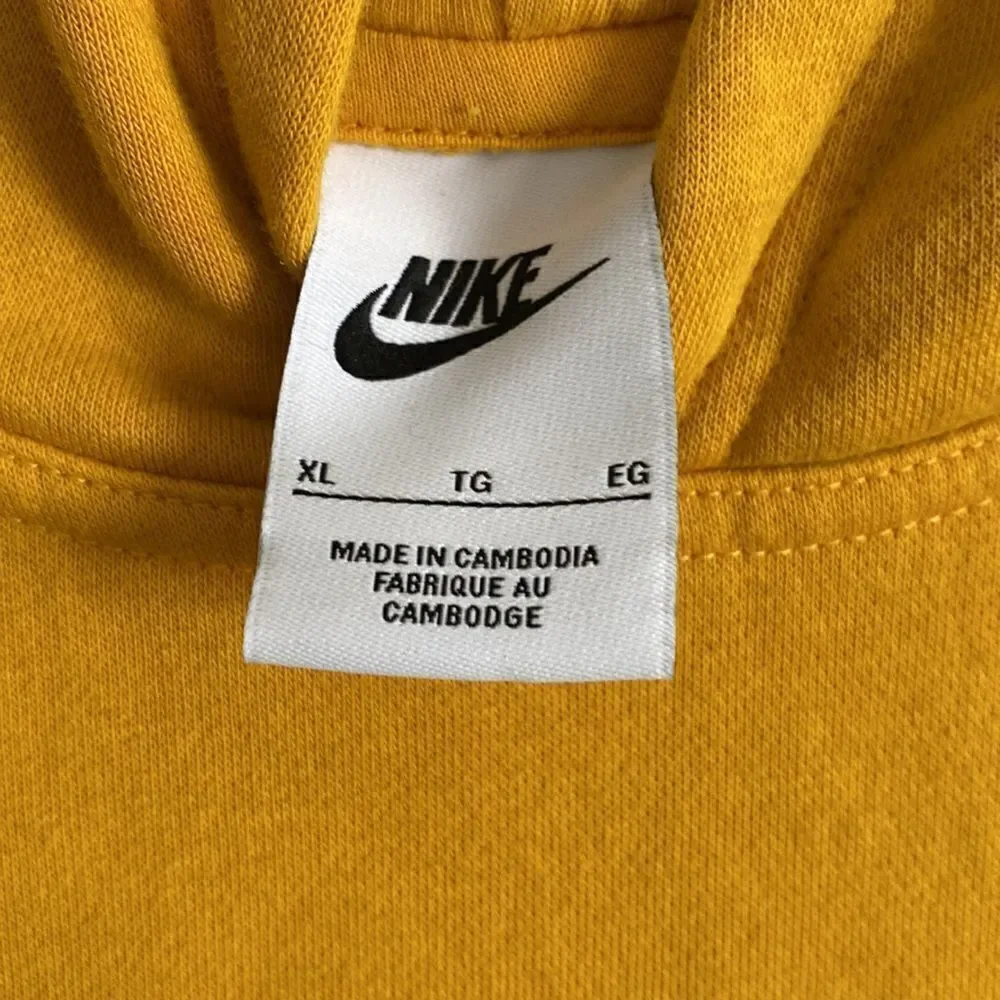 NIKE YOUTH Hoodie Size XL